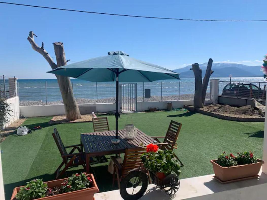 Villa Παραθαλάσσιο Σπίτι Θαλάσσια Αυρα à Nauplie Extérieur photo