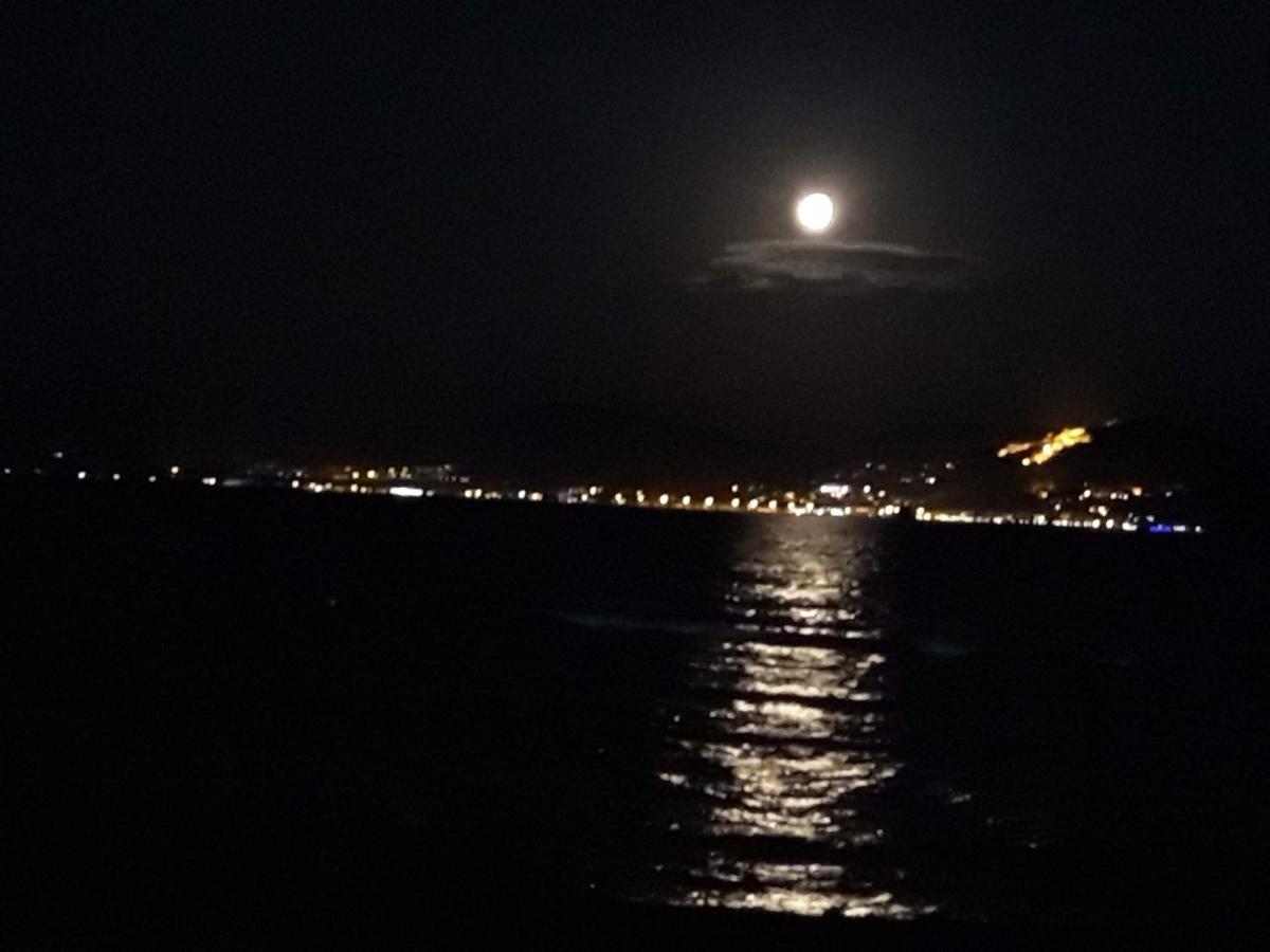 Villa Παραθαλάσσιο Σπίτι Θαλάσσια Αυρα à Nauplie Extérieur photo
